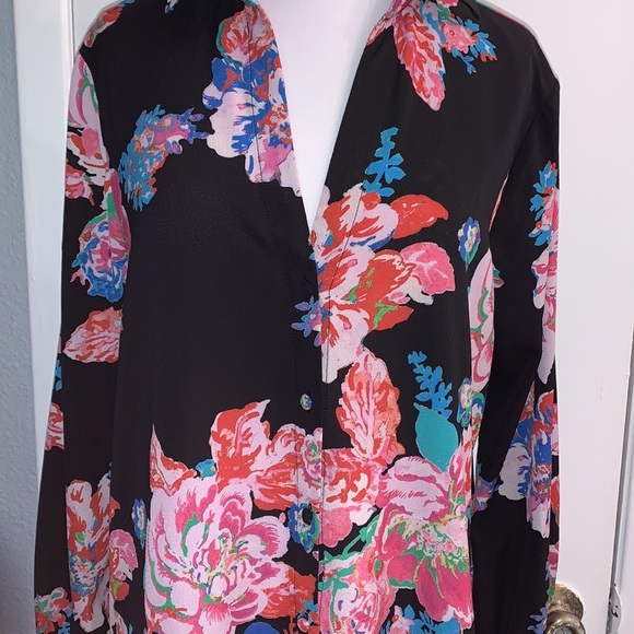 Zara | Long Sleeve Button Down - Picture 6 of 7